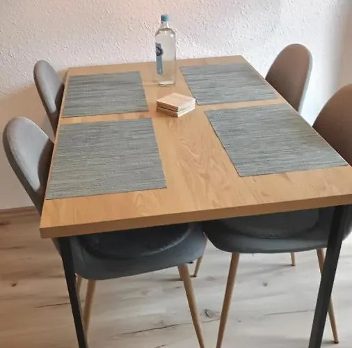 Bright And With 2 Beds Incl Workspace