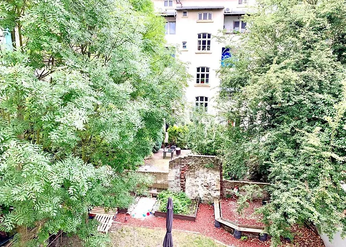 Bright And With 2 Beds Incl Workspace * Bochum